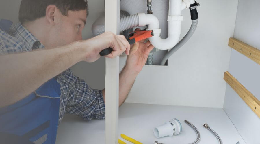 Expert burst pipe repair services in Dumas, AR